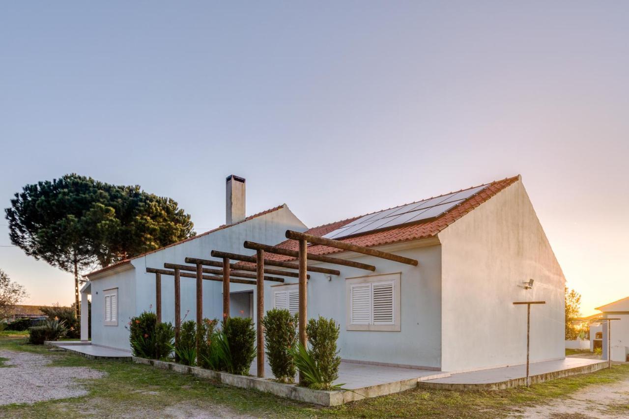 Na Quinta- Alojamento Rural Com Piscina De Agua Salgada Poceirao 외부 사진