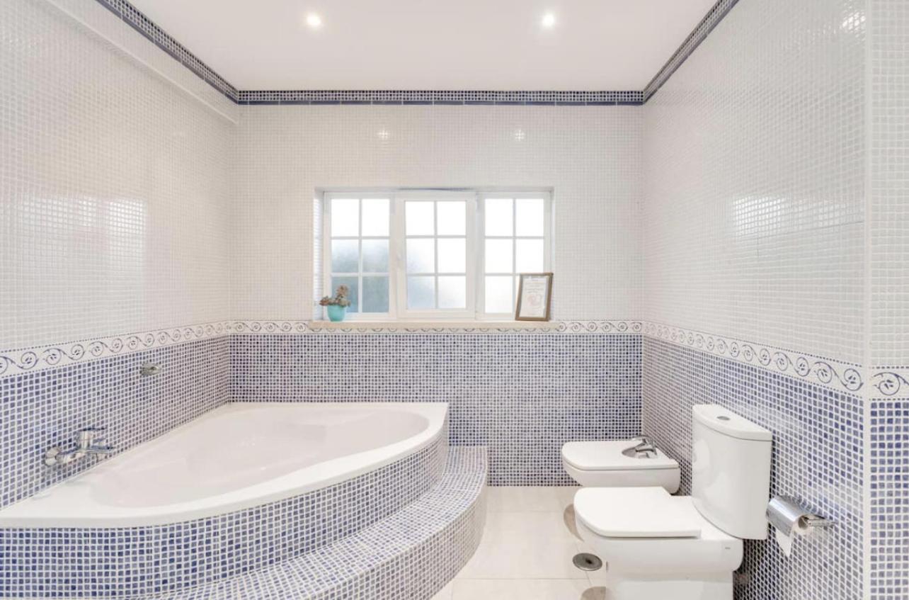 Na Quinta- Alojamento Rural Com Piscina De Agua Salgada Poceirao 외부 사진